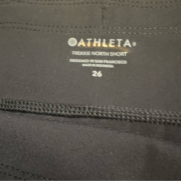 Athleta Black Trekkie North Shorts size 26 - Picture 7 of 11